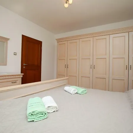 4 Persons App With Great Sea View,ac,wifi,399 Apartment *